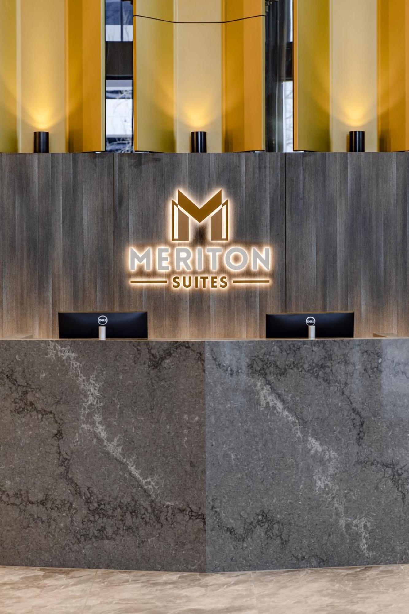 Meriton Suites Camberra Exterior foto Meriton Suites