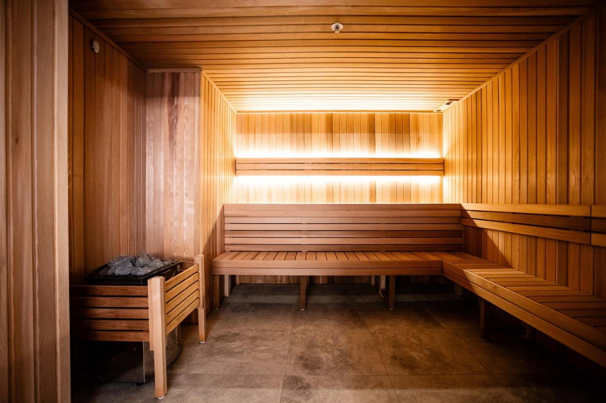 Meriton Suites Camberra Exterior foto A sauna